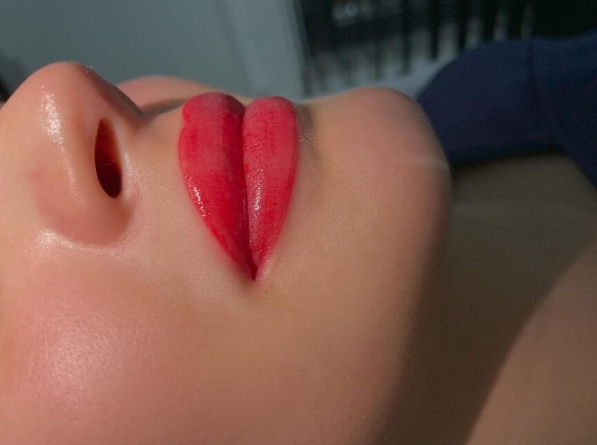 Dudak renklendirme uygulaması, Ayss Beauty Center Serdivan