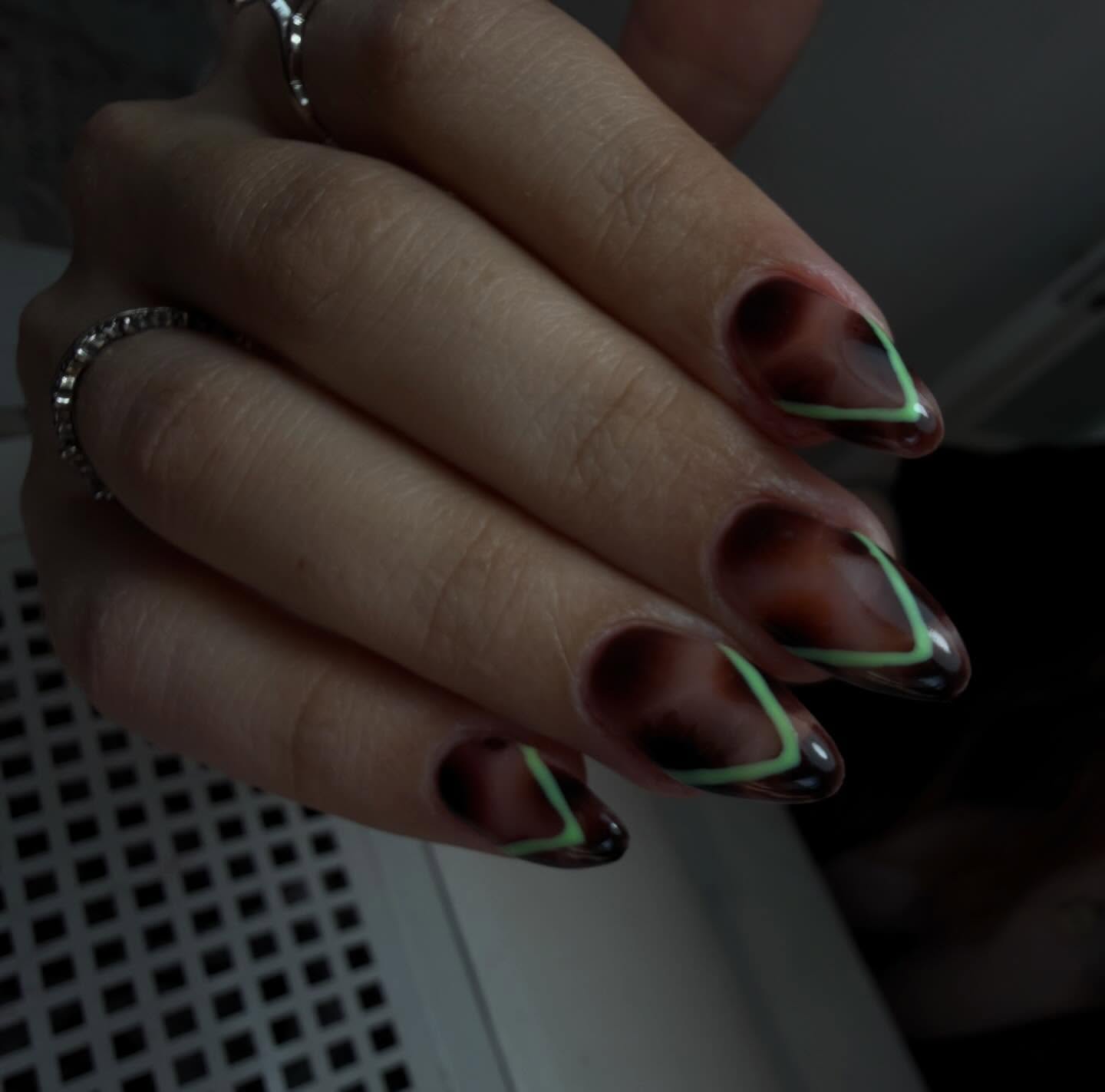 Protez Tırnak 🫶🏻🌸🤍

İt’s just your glow ✨

#proteztırnaksakarya #kalıcıojesakarya #kalıcımakyajsakarya #microbladingsakarya #ciltbakımısakarya lazerepilasyonsakarya ipekkirpiksakarya kirpikliftingsakarya kaşlaminasyonu saçvitamini kaşvitaminisakarya keşfet 
saçsimülasyonu